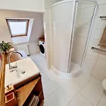 Apartment Anabel Old Town With 1 Free Parking Offsite *