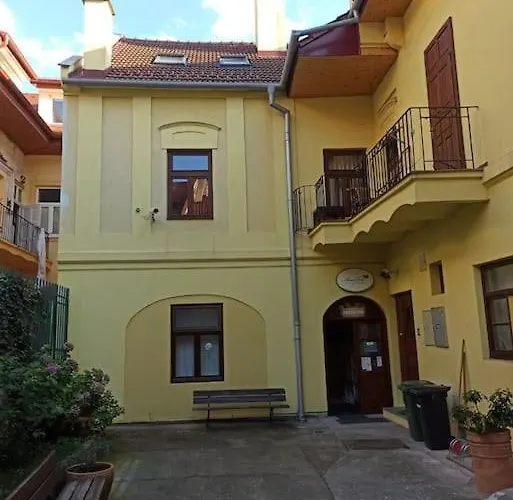 Anabel Old Town With 1 Free Parking Offsite *